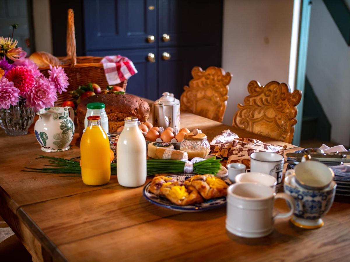 Country With Spa, Catering, Gardens, Nature Reserve Walks - Free Parking, Self Checkin Holiday home Scunthorpe